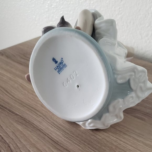 LLadro  / Girl with cat - Picture 2 of 2